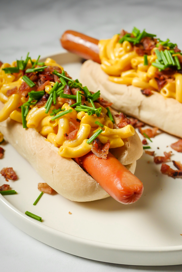 Bacon Mac & Cheese Footlong Hotdog // magicaltreatsathome.com