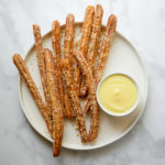 Banana Pudding Churros // magicaltreatsathome.com