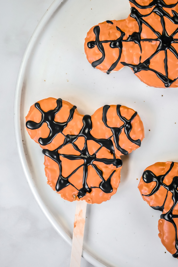 Mickey Mouse Spider Web Rice Krispie Treat // magicaltreatsathome.com