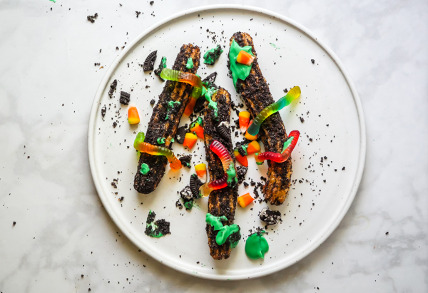 Haul-o-ween Churros // magicaltreatsathome.com