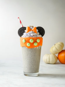 Minnie Witch Shake // magicaltreatsathome.com