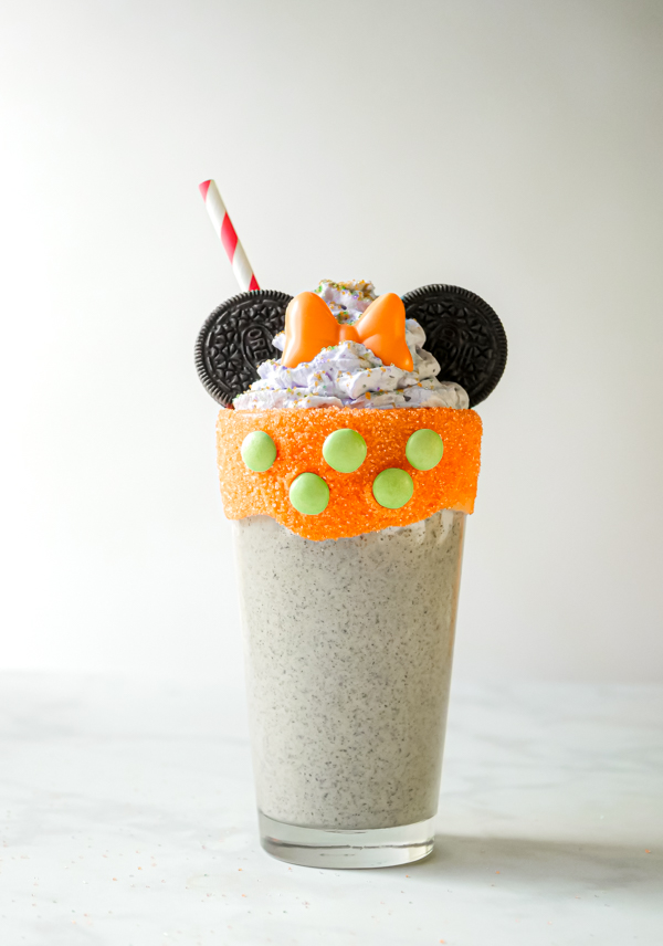 Minnie Witch Shake // magicaltreatsathome.com