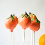 Pumpkin Spice Cake Pops // magicaltreatsathome.com