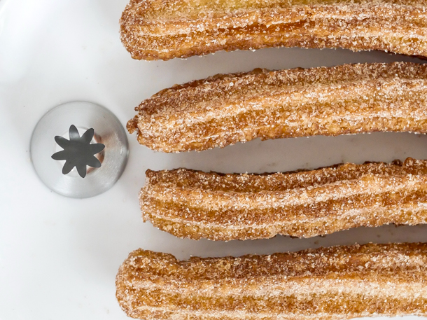 Churro Piping Tips // stirandstrain.com