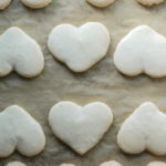 Heart Macarons for Valentine's Day // magicaltreatsathome.com
