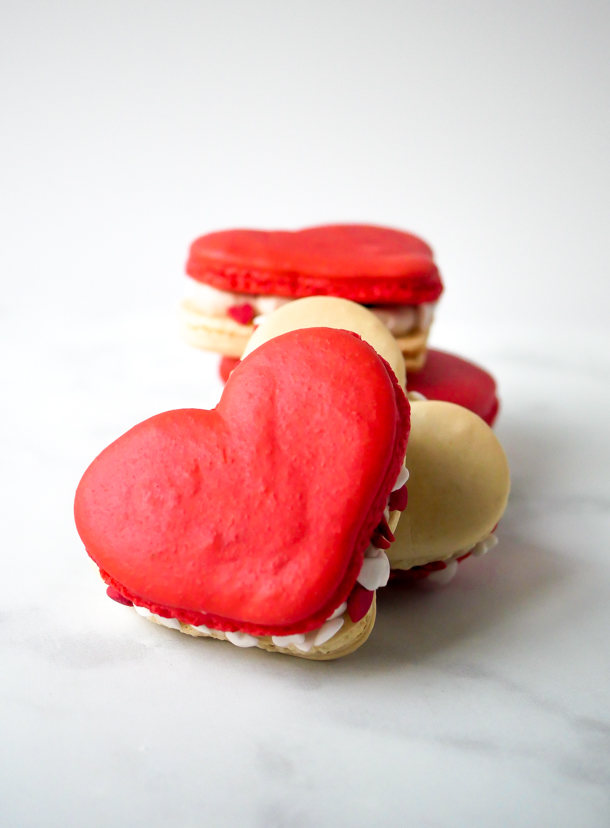 Heart Macarons for Valentine’s Day // magicaltreatsathome.com