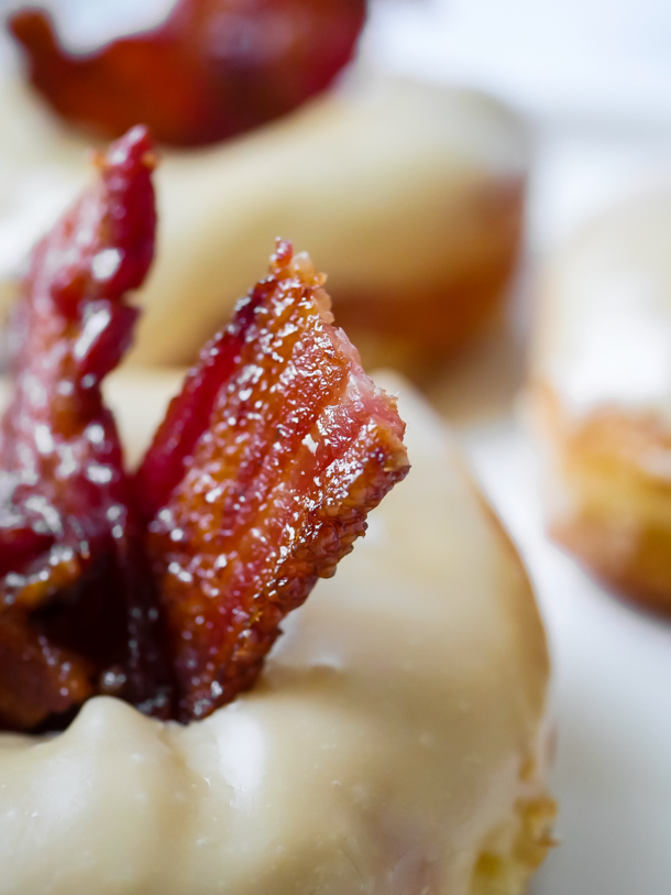 Maple Bacon Doughnut // magicaltreatsathome.com