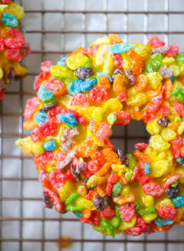 Fruity Pebbles Doughnuts // magicaltreatsathome.com