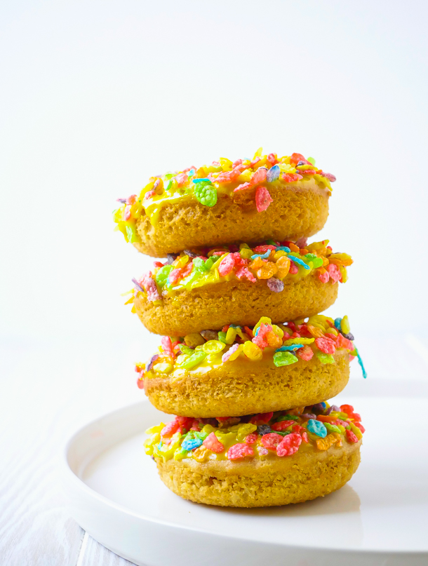 Fruity Pebbles Doughnuts // magicaltreatsathome.com