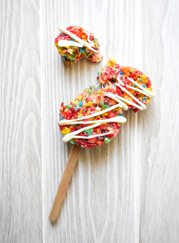 Mickey Mouse Fruity Pebble Crispy Treats // magicaltreatsathome.com