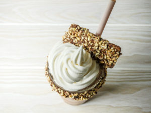 Almond Mocha Shake // magicaltreatsathome.com