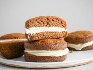 Carrot Cake Cookies // magicaltreatsathome.com